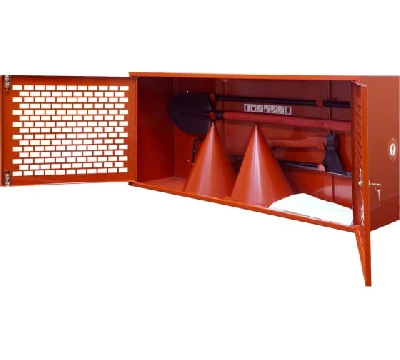 Щит пожарный закрытый ПРЕСТИЖ комплект (полотнище 2х1,5м., вес 0,8 кг., лом, багор, топор, лопата, 2ведра)