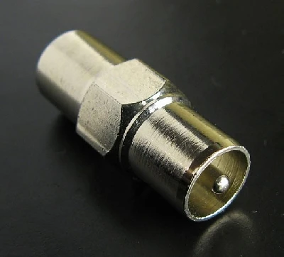 Штекер IEC накручивающийся для кабелей типа SAT 703/SAT 50 LANS PC12C 8870234