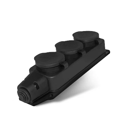 Колодка тройная однофазная с заглушками с/з каучук 16А 250В IP44 (еврослот) UNIVersal 602230