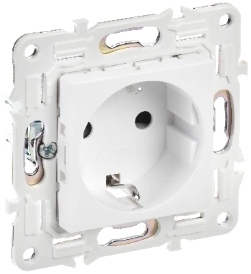 SKANDY Розетка с заземлением с защитными шторками 16А безвинтовое крепление SK-R06W арктический белый IEK SK-R14-16-1-K01
