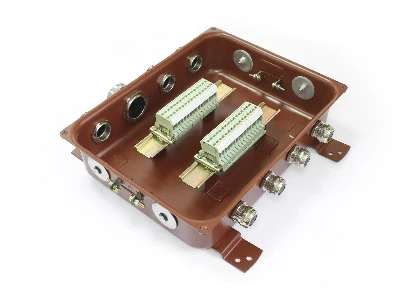 КЗНС-32 с латунными сальниками (6шт. сальников) ЗЭТА коробка клеммная ЗЭТАРУС zeta30319