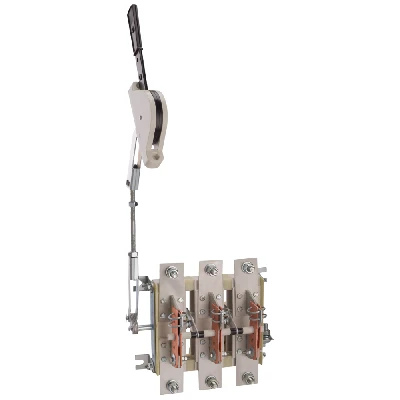 Разъединитель РЕ19-37-31140-400А-УХЛ3