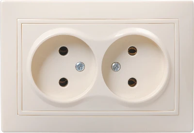 КВАРТА Розетка двойная без заземления в сборе без шторок кремовый IEK ERK23-K33-10-DM