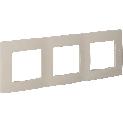ETIKA Рамка 3 поста слоновая кость Legrand 672513