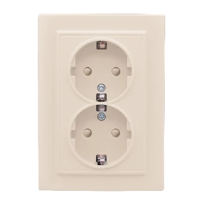 Розетка двухместная СП с заземлением 16А бежевый с защитными шторками Минск EKF ERR16-128-200