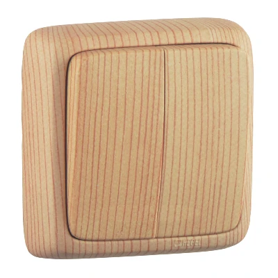 Выключатель двухклавишный наружный с изоляционной пластиной сосна 10А HEGEL ВА10-153-02