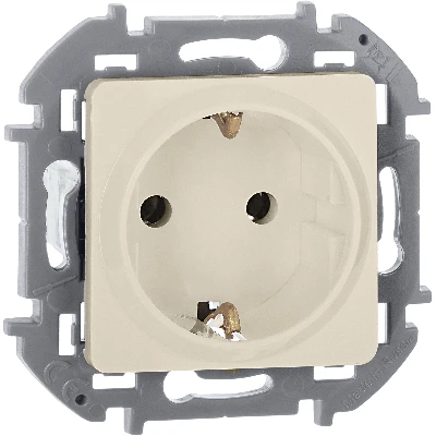 Розетка 2К+З немецкий стандарт 16 А 250 В~ INSPIRIA слоновая кость Legrand 673721