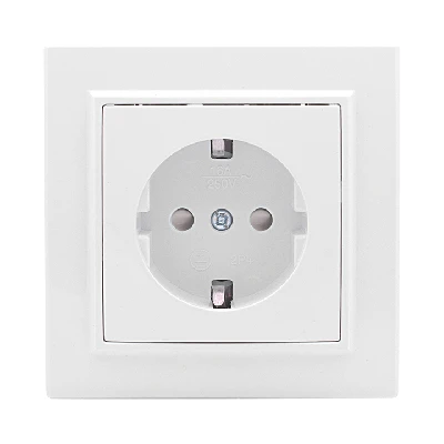 Розетка Минск одноместная СП с заземлением 16А белая защитные шторки EKF ERR16-028-100